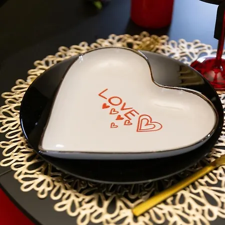 Nid D'amour Romantique  *